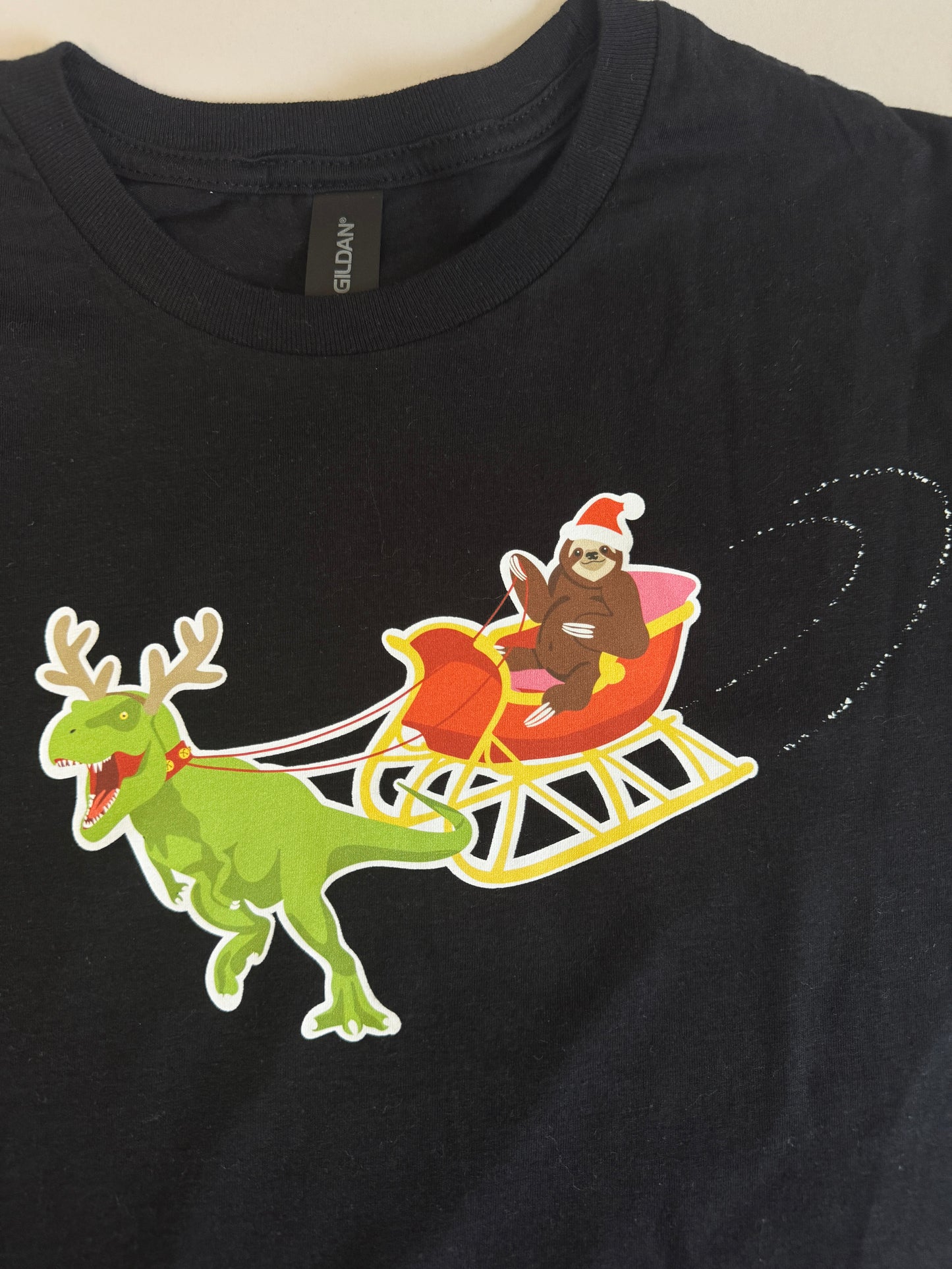 Christmas Sloth & T-Rex - Unisex TShirt